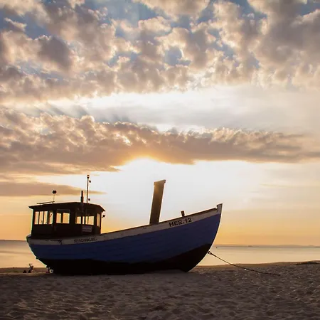 شقة Kaiserbad-heringsdorf-traumhaftes-feriendomizil-charlot *